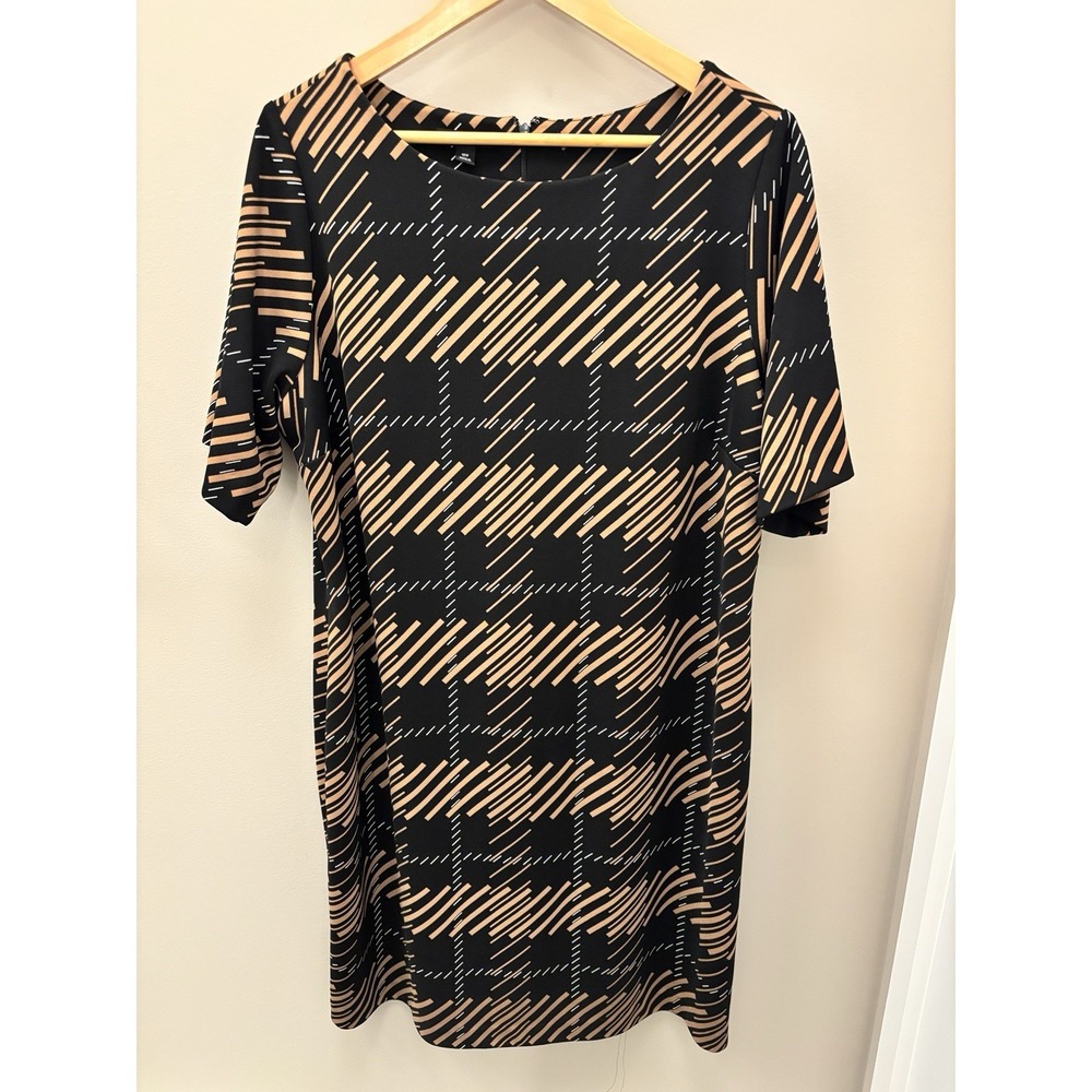 Alfani women's 18 W plus dress short sleeve black geometric pattern